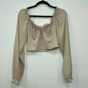 Long sleeve crop top